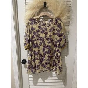 LOGO Lori Goldstein Yellow T-shirt Size 1X Plus Floral Pleated Chiffon Blouse​